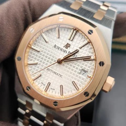 Audemars Piguet Royal Oak 15450SR.OO.1256SR.01 37mm Yellow gold and Stainless steel Silver 4