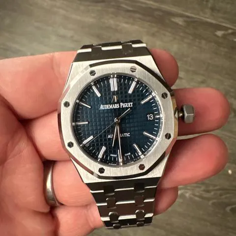 Audemars Piguet Royal Oak 15450ST.OO.1256ST.03 37mm Steel Blue 6