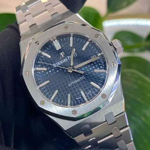 Audemars Piguet Royal Oak 15450ST.OO.1256ST.03 37mm Steel Blue