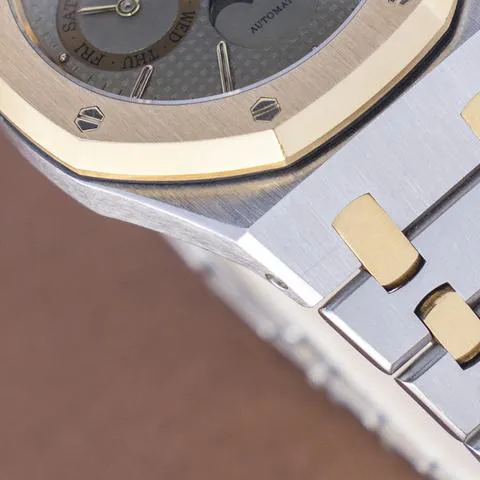 Audemars Piguet Royal Oak 25594SA.OO.0789SA.01 36mm Yellow gold and Stainless steel Gray 9