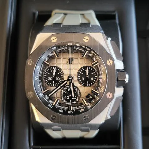 Audemars Piguet Royal Oak Offshore 26420SO.OO.A600CA.01 43mm Stainless steel Brown 2