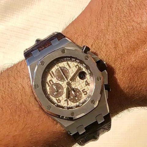 Audemars Piguet Royal Oak Offshore 26470ST.OO.A801CR.01 42mm Stainless steel Beige