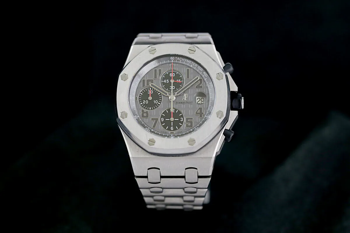 Audemars Piguet Royal Oak Offshore 42mm Stahl •