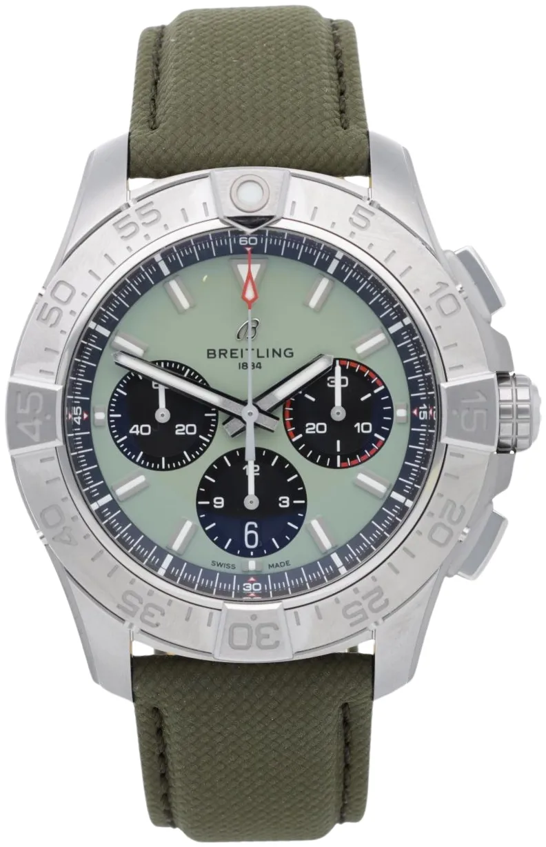 Breitling Avenger AB0147101L1X1 44mm Stainless steel Grün