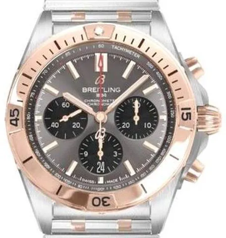 Breitling Chronomat UB0134101B1U1 42mm Yellow gold and Stainless steel Gray