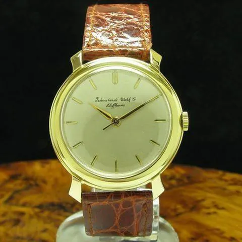 IWC 521 36.5mm Yellow gold Silver