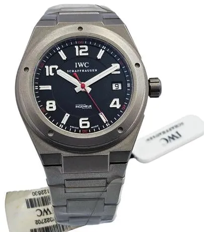 IWC Ingenieur IW322702 42mm Titanium Black