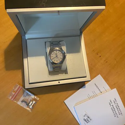 IWC Ingenieur IW323904 40mm Steel Silver 5