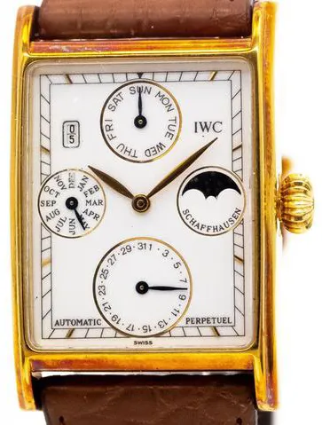 IWC Novecento IW3545 27mm Yellow gold White