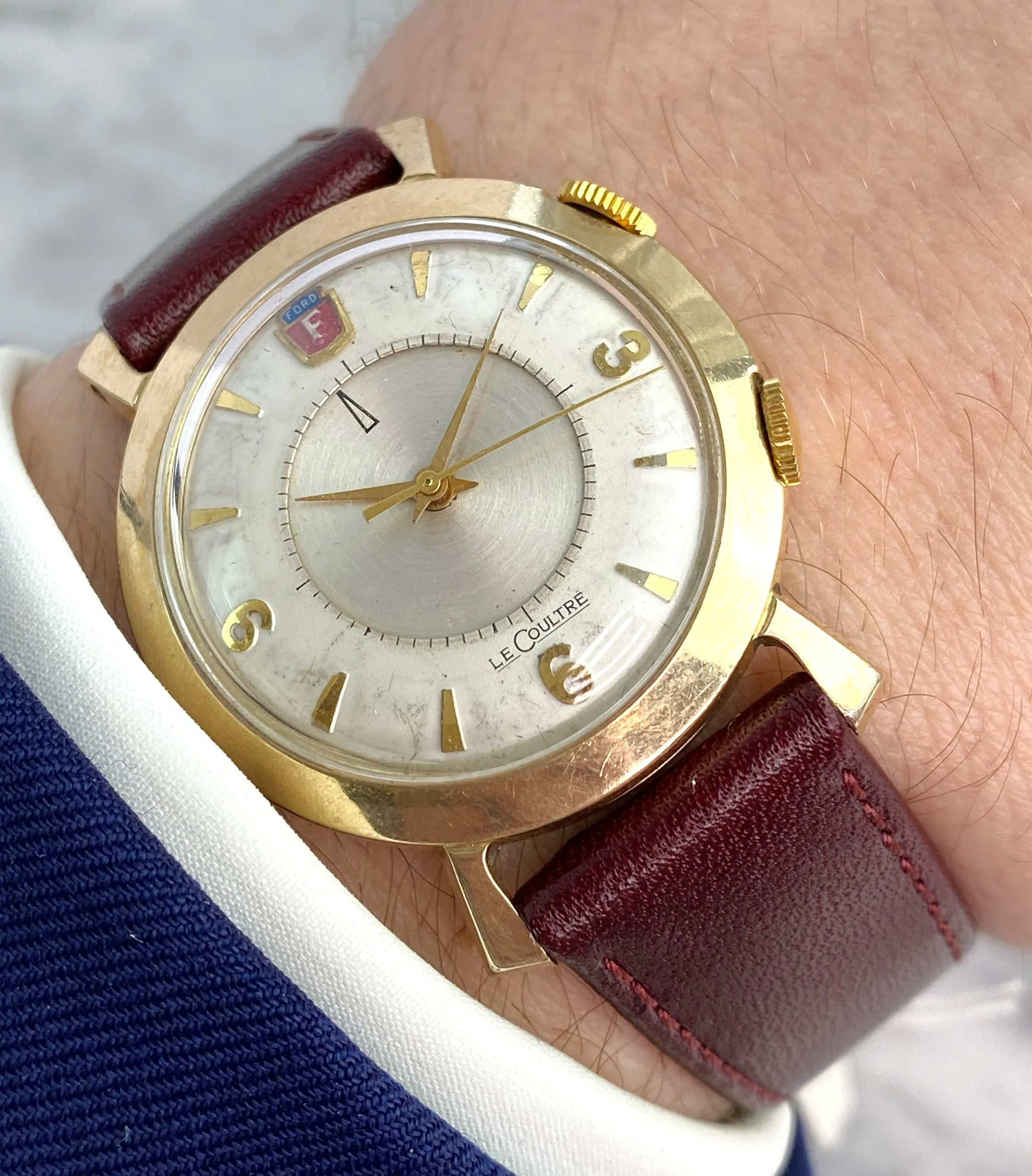 Jaeger-LeCoultre Memovox 34mm Gold-plated Cream 8