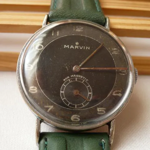 Marvin 33mm Stainless steel Black