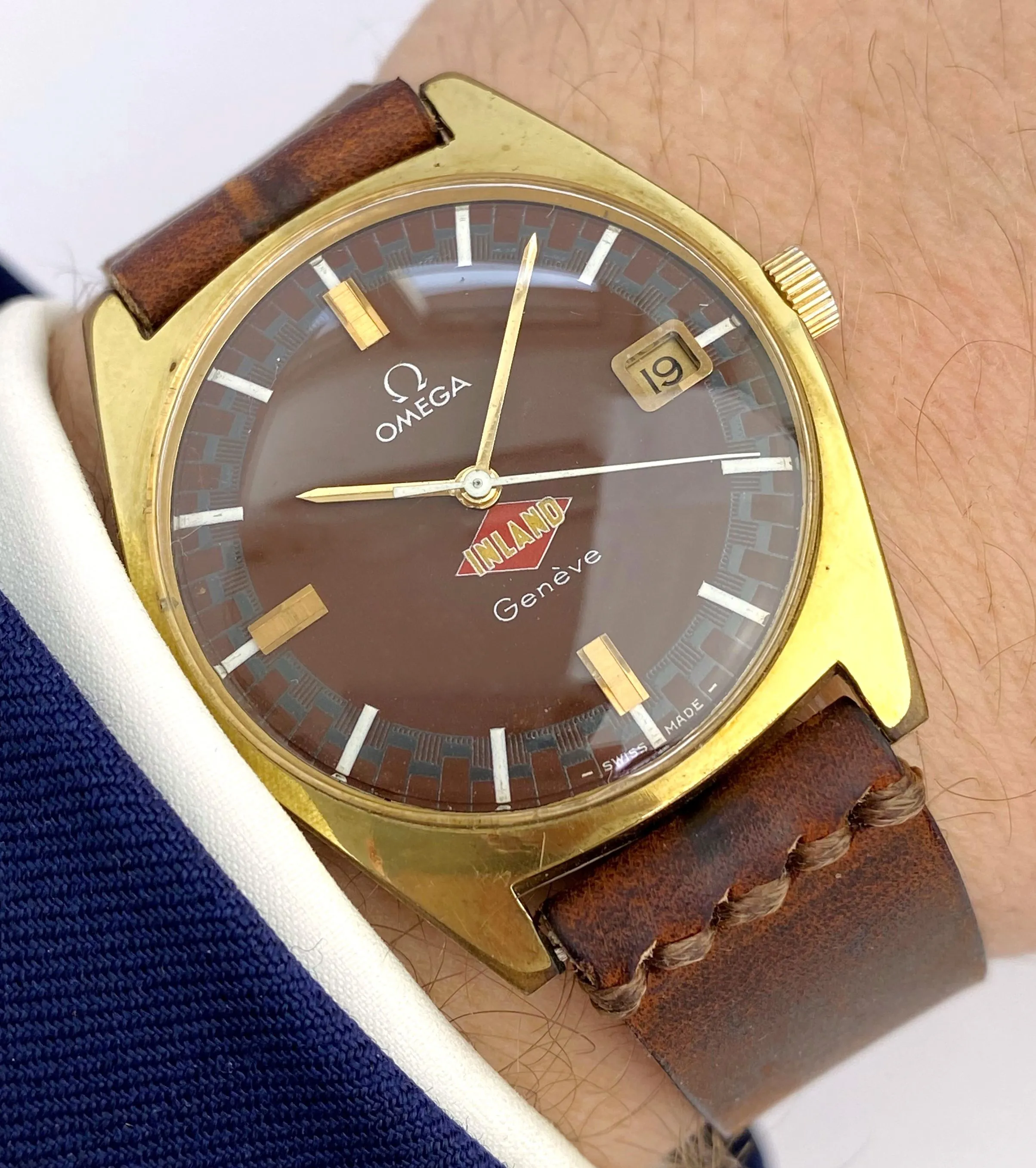 Omega Genève 136.041 34mm Gold-plated Burgundy