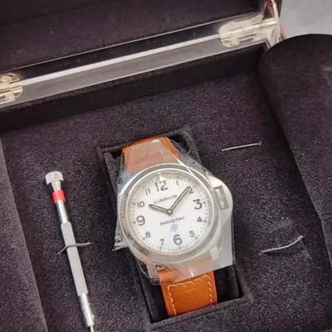 Panerai Luminor PAM 00775 44mm Stainless steel White