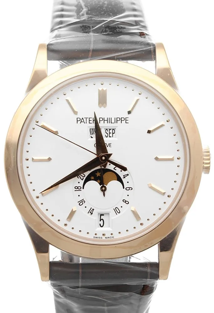 Patek Philippe Annual Calendar 5396R-011 38.5mm Rose gold Silver