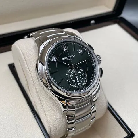 Patek Philippe Annual Calendar Chronograph 5905/1A-001 42mm Stainless steel Green 4