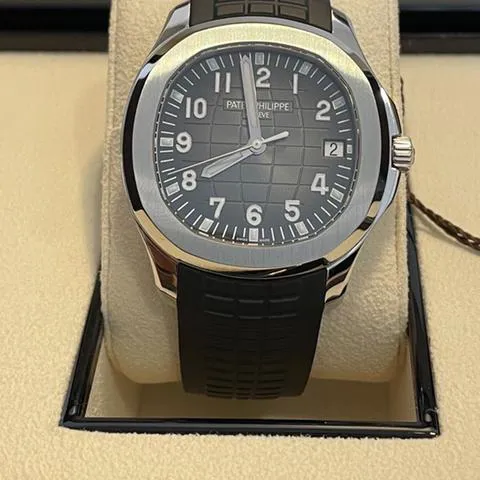 Patek Philippe Aquanaut 5167A-001 40mm Stainless steel Black