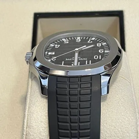 Patek Philippe Aquanaut 5167A-001 40mm Stainless steel Black 7