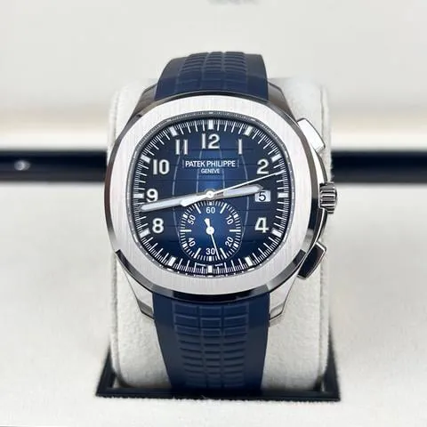 Patek Philippe Aquanaut 5968G-001 42mm White gold Blue