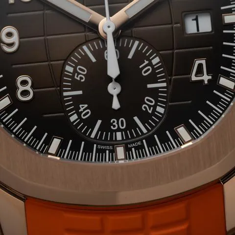 Patek Philippe Aquanaut 5968R-001 42mm Rose gold Brown 3