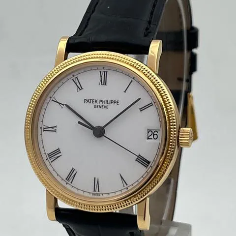 Patek Philippe Calatrava 3802/200 33mm Yellow gold White