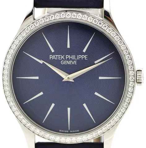 Patek Philippe Calatrava 4896G 33mm White gold Blue