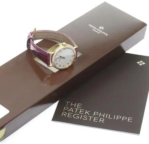 Patek Philippe Calatrava 7200/200R-001 34mm Rose gold Silver