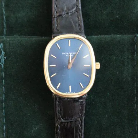 Patek Philippe Golden Ellipse 4226 23mm Yellow gold Blue