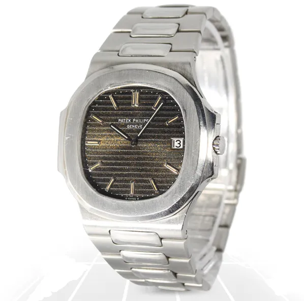 Patek Philippe Nautilus 3700/1 42mm Stainless steel Black 1