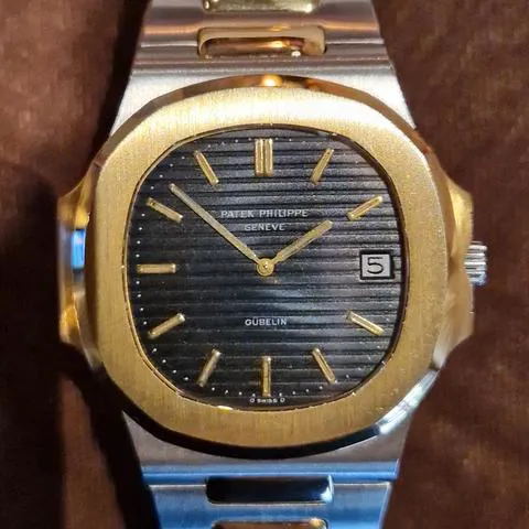 Patek Philippe Nautilus 3700/1 42mm Yellow gold and Stainless steel 4