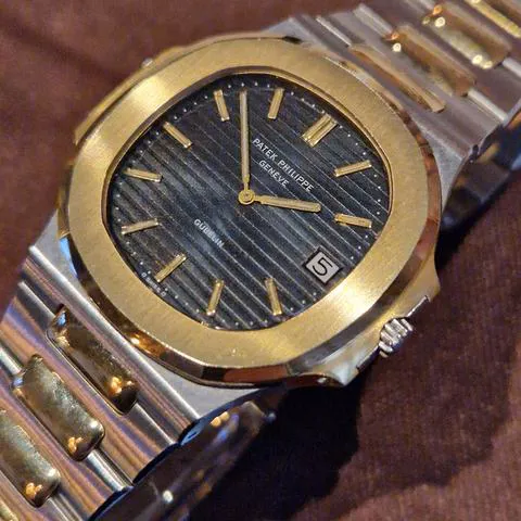 Patek Philippe Nautilus 3700/1 42mm Yellow gold and Stainless steel 2