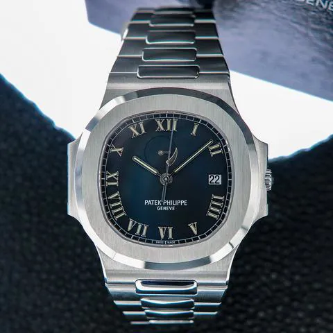 Patek Philippe Nautilus 3710/1A-001 42mm Stainless steel Black