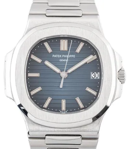 Patek Philippe Nautilus 5711/1A-001 40mm Stainless steel Blue