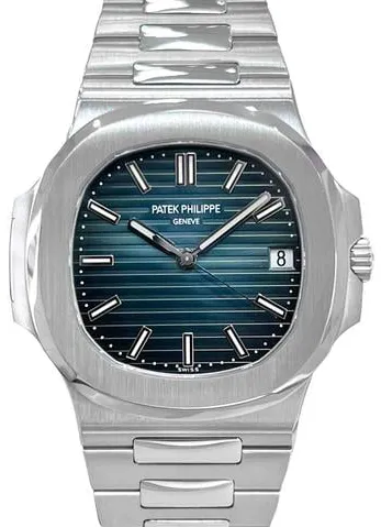 Patek Philippe Nautilus 5711/1A-010 40mm Stainless steel Blue