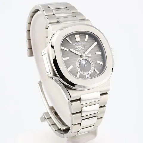 Patek Philippe Nautilus 5726/1A-001 40mm Stainless steel Black 8