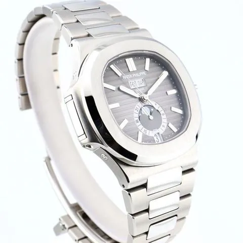 Patek Philippe Nautilus 5726/1A-001 40mm Stainless steel Black 9