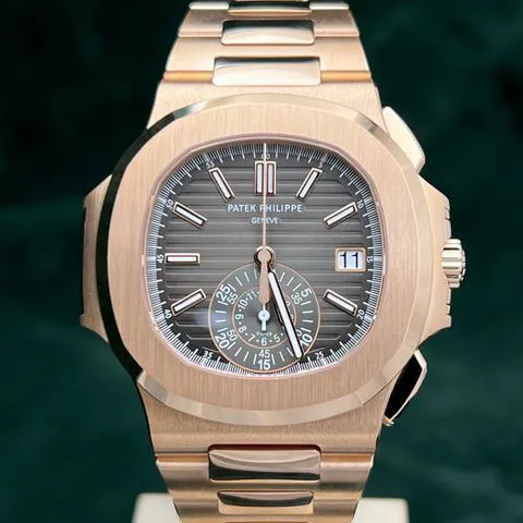 Patek Philippe Nautilus 5980/1R-001 40.5mm Rose gold Black