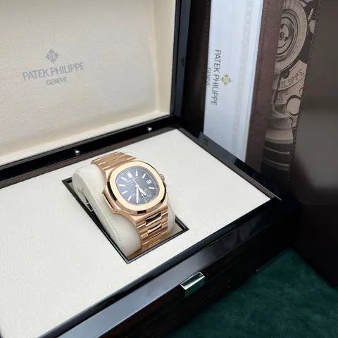 Patek Philippe Nautilus 5980/1R-001 40.5mm Rose gold Black 9