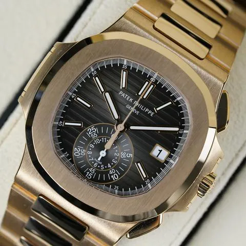 Patek Philippe Nautilus 5980/1R-001 40.5mm Rose gold Black 1