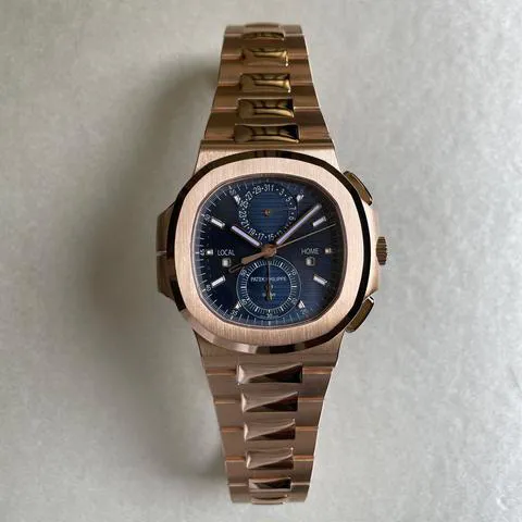 Patek Philippe Nautilus 5990/1R-001 40.5mm Rose gold Blue