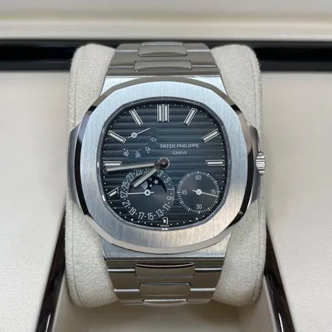 Patek Philippe Nautilus Moonphase 5712/1A-001 40mm Stainless steel Blue