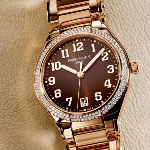 Patek Philippe Twenty~4 7300/1200R-001 36mm Rose gold Brown