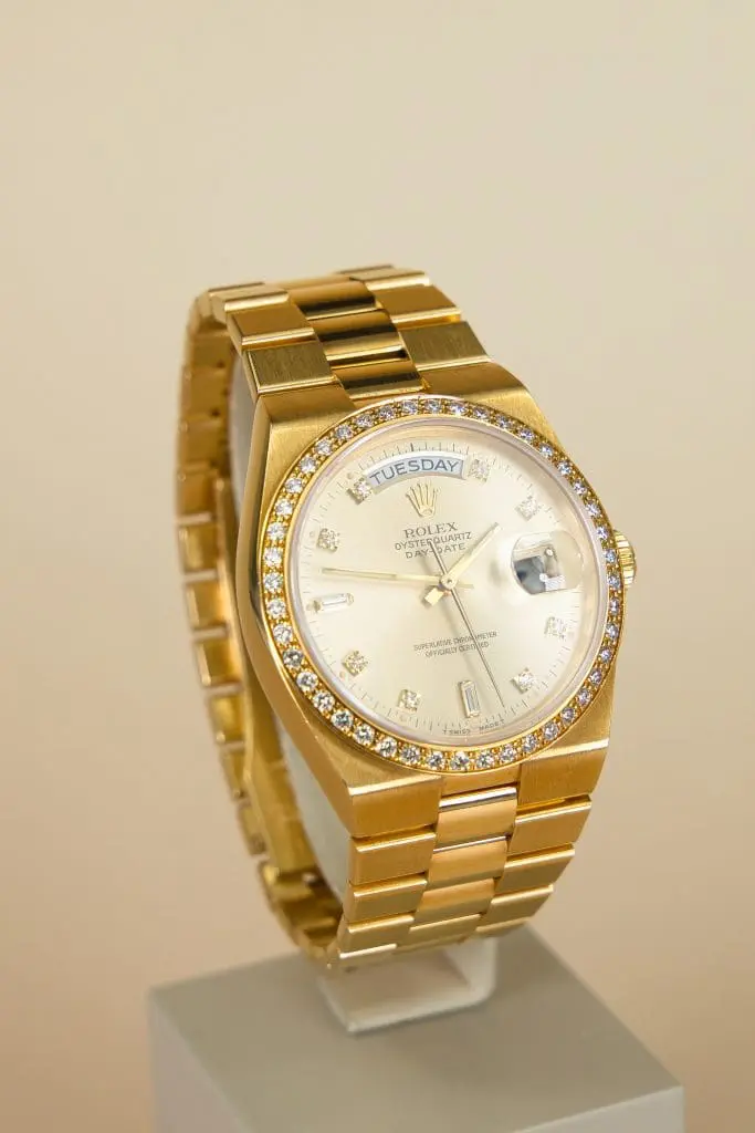 Rolex Day-Date Oysterquartz 19048 36mm Yellow gold 1