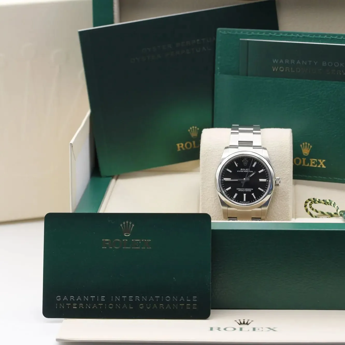 Rolex Oyster Perpetual 124200-0002 34mm Stainless steel Black 7