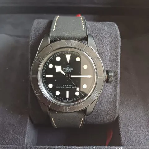 Tudor Black Bay 79210CNU-0001 41mm Ceramic Black 9