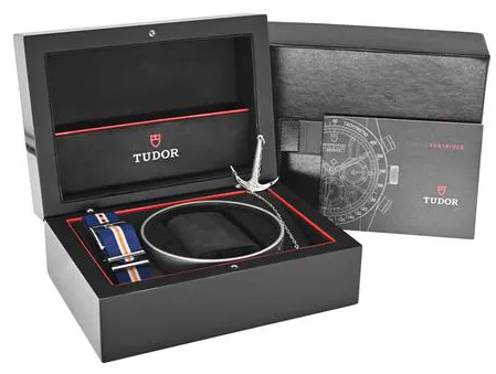 Tudor Heritage 70330B 42mm Stainless steel Blue 6