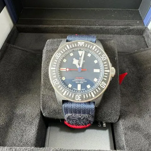 Tudor Pelagos 25707KN 42mm Carbon fiber Blue 5