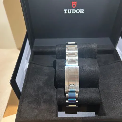 Tudor Ranger M79950-0001 39mm Steel Black 8