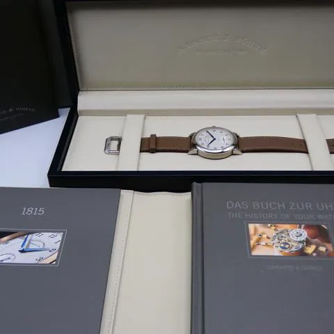 A. Lange & Söhne 1815 233.026 40mm White gold Black 3