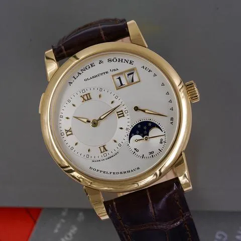 A. Lange & Söhne Lange 1 109.021 38.5mm Yellow gold Silver