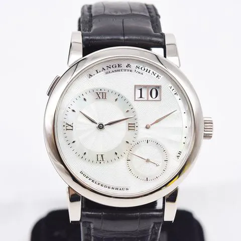 A. Lange & Söhne Lange 1 110.030 White gold White 1